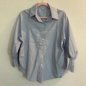 Women’s Blue & White Striped Blouse w Long Sleeves Smocked Cuffs Pockets

Size S